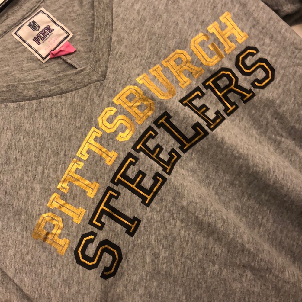 VS PINK STEELERS V NECK